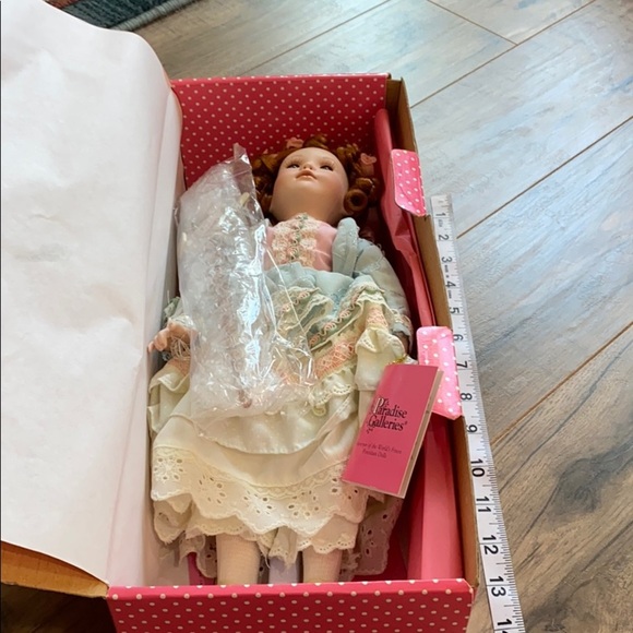 Toy - Picture 3 of 12